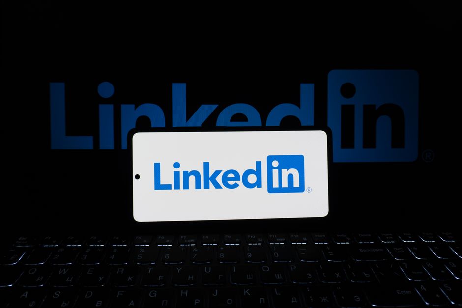 corporate social media