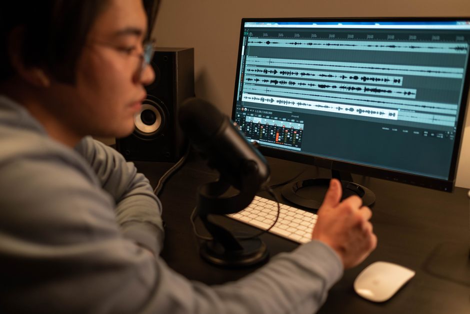 podcast software desk