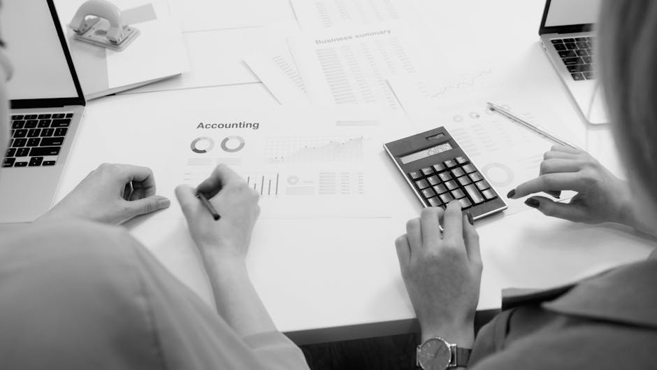 Human reviewing extracted receipt fields